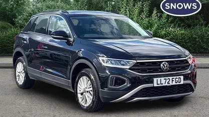 Usado VW T-Roc Life 150 HP (110 kW) 2025 SUV