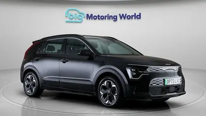 Used 2023 Kia Niro SUV | £17,400 (Fair price)