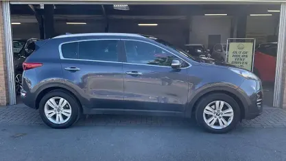 Usado Kia Sportage 116 HP (85 kW) 2017 Prateado SUV