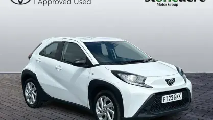 Used Toyota Aygo X PURE 72 HP (52 kW) 2025 SUV