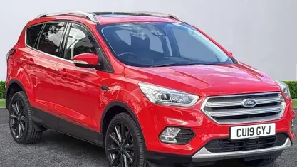 Used Ford Kuga Titanium X 180 HP (132 kW) 2019 Red SUV
