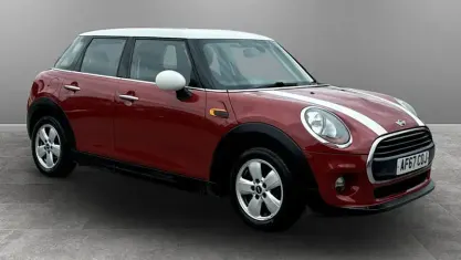 Second-hand Mini Cooper Hatch 136 CP (100 kW) 2017 Hatchback