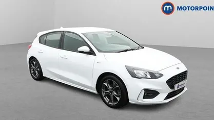 Used Ford Focus ST-Line 125 HP (91 kW) 2020 White Hatchback