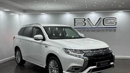 White Used 2018 Mitsubishi Outlander P-HEV Estate | £11,994 (Fair price)