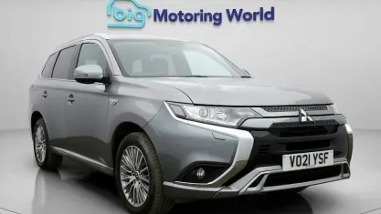 Used Mitsubishi Outlander P-HEV 224 HP (164 kW) 2020 Estate