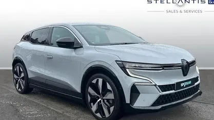 Used Renault Megane E-Tech Komfort 160 kW (218 HP) 2024 Grey Hatchback