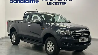 Używany Ford Ranger XLT 170 KM (125 kW) 2022 Szary Pickup