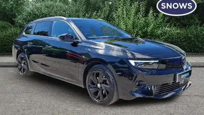Used Vauxhall Astra S 131 HP (96 kW) 2023 Black Estate