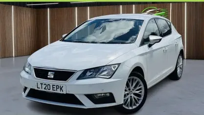Used Seat Leon SE Dynamic 131 HP (96 kW) 2020 White Hatchback