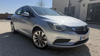 Second-hand Vauxhall Astra 110 CP (80 kW) 2017 Hatchback