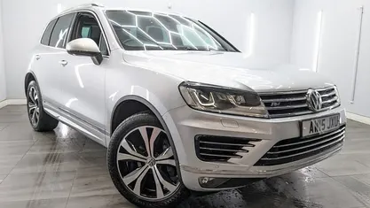 Used 2017 VW Touareg R-line SUV | £15,290 (Super price)
