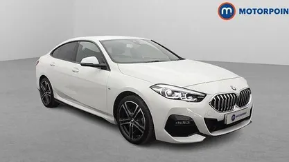 Begagnad BMW 218 M Sport 136 HK (100 kW) 2023 Vit Sportkupé