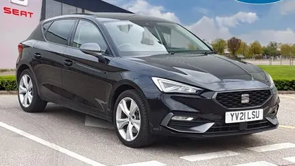 Used Seat Leon FR 204 HP (150 kW) 2023 Hatchback