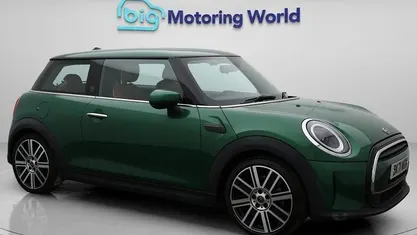 Used 2021 Mini Cooper Exclusive Hatchback | £17,260 (Fair price)