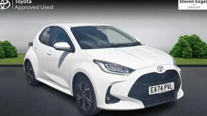 Used Toyota Yaris Design 116 HP (85 kW) 2024 White Hatchback