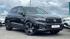 Used 2024 VW Touareg Black Edition SUV | £51,295 (Fair price)