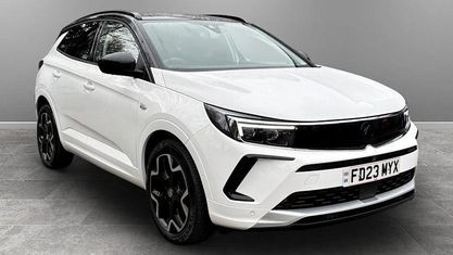 Used Vauxhall Grandland X Ultimate 131 HP (96 kW) 2023 White SUV