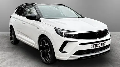 Second-hand Vauxhall Grandland X Ultimate 131 CP (96 kW) 2024 SUV