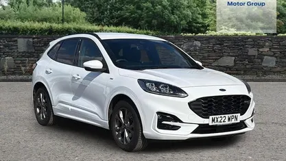 Usado Ford Kuga ST-Line 150 HP (110 kW) 2023 SUV