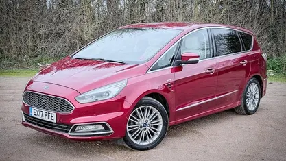 Used Ford S-MAX Vignale 209 HP (153 kW) 2018 MPV