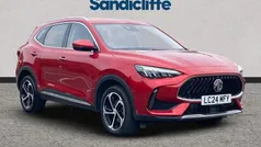 Tri coat dynamic red Used 2023 MG HS SE SUV | £15,179 (Fair price)
