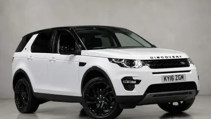 Used Land Rover Discovery Sport SE 180 HP (132 kW) 2016 White SUV