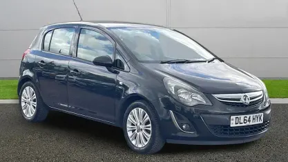 Begagnad Vauxhall Corsa 101 HK (74 kW) 2014 Svart Halvkombi