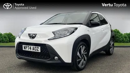 Used Toyota Aygo X 72 HP (52 kW) 2024 White SUV