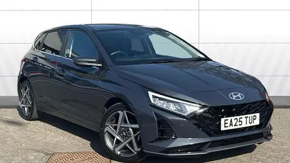 Used Hyundai i20 Premium 101 HP (74 kW) 2025 Grey Hatchback
