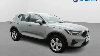 New Volvo XC40 Core 163 HP (119 kW) 2025 Grey SUV