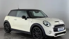 White Used 2019 Mini Cooper S Classic Hatchback | £14,950 (Good price)