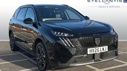 Used 2025 Peugeot 5008 GTi Estate | £29,900 (Fair price)