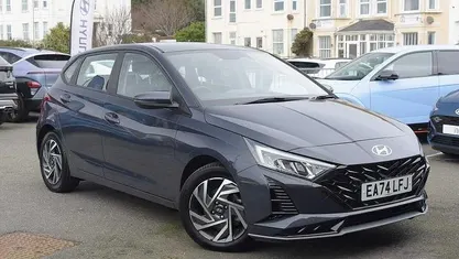 Used Hyundai i20 Advanced 101 HP (74 kW) 2024 Hatchback