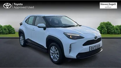 Used 2025 Toyota Yaris Hybrid Estate | £21,558 (Good price)