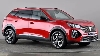 Used Peugeot 2008 Allure 131 HP (96 kW) 2024 Red SUV