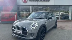 Used 2021 Mini Cooper Classic Hatchback | £11,883 (Fair price)