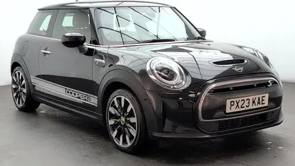 Used 2023 Mini Cooper Level 3 Hatchback | £14,450 (Fair price)