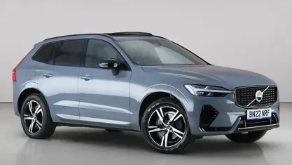 Used Volvo XC60 R-Design 340 HP (250 kW) 2021 Grey SUV