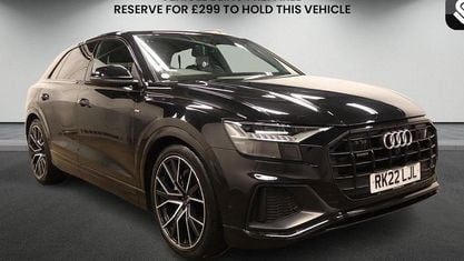 Begagnad Audi Q8 Black Edition 286 HK (210 kW) 2022 Svart SUV