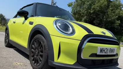 Used Mini Cooper Cabriolet Comfort 136 HP (100 kW) 2021 Yellow Cabriolet