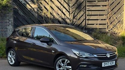 Używany Vauxhall Astra SRi 150 KM (110 kW) 2019 Hatchback