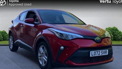 Second-hand Toyota C-HR 122 CP (89 kW) 2023 Roșu SUV