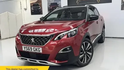 Begagnad Peugeot 3008 GT-line 131 HK (96 kW) 2019 Röd SUV