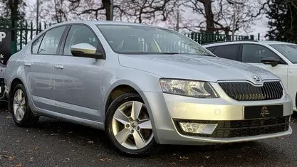 Silver Used 2015 Skoda Octavia SE Hatchback | £6,888 (Fair price)