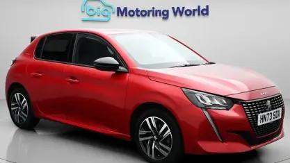Used Peugeot 208 Allure+ 131 HP (96 kW) 2023 Red Hatchback
