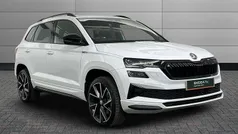 Moon white metallic Used 2024 Skoda Karoq SportLine SUV | £28,000 (Fair price)