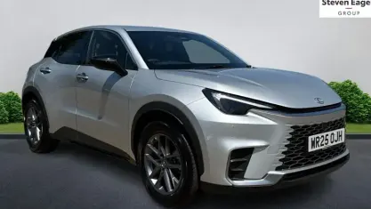 Used Lexus LBX 136 HP (100 kW) 2025 Silver SUV
