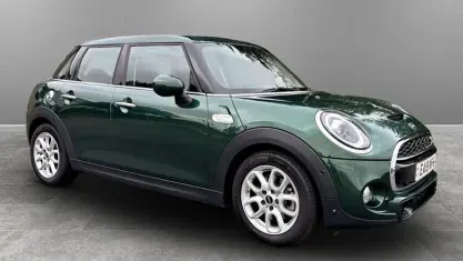 Used Mini Cooper S Classic 192 HP (141 kW) 2020 Hatchback