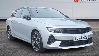 Used 2025 Vauxhall Astra Ultimate Estate | £18,995 (Good price)