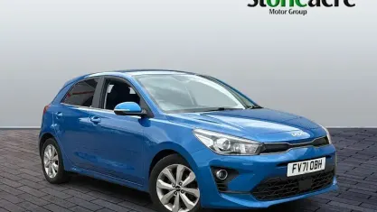 Used Kia Rio 120 HP (88 kW) 2022 Blue Hatchback